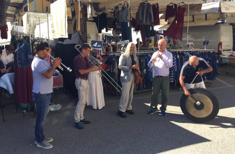 Il “flash mob” con i musicisti ospiti a Moncalvo